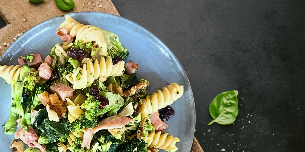 Creamy Broccoli Pasta Salad with Bacon Creamy Broccoli and Pasta salad
